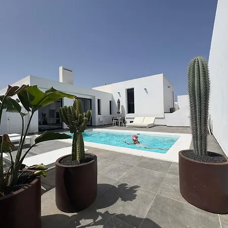 Casa Blanca - A Avec Piscine Privee וילה