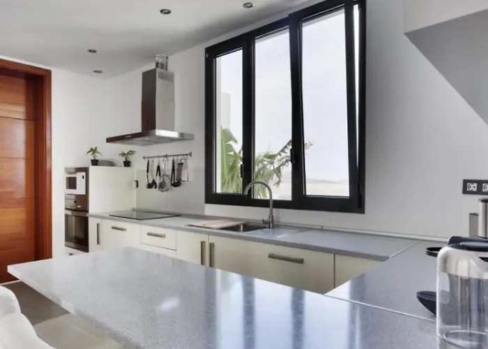 Casa Blanca - A Avec Piscine Privee * Teguise (Lanzarote)