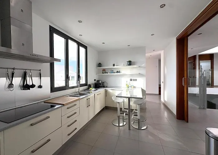 Casa Blanca - A Avec Piscine Privee Teguise (Lanzarote)